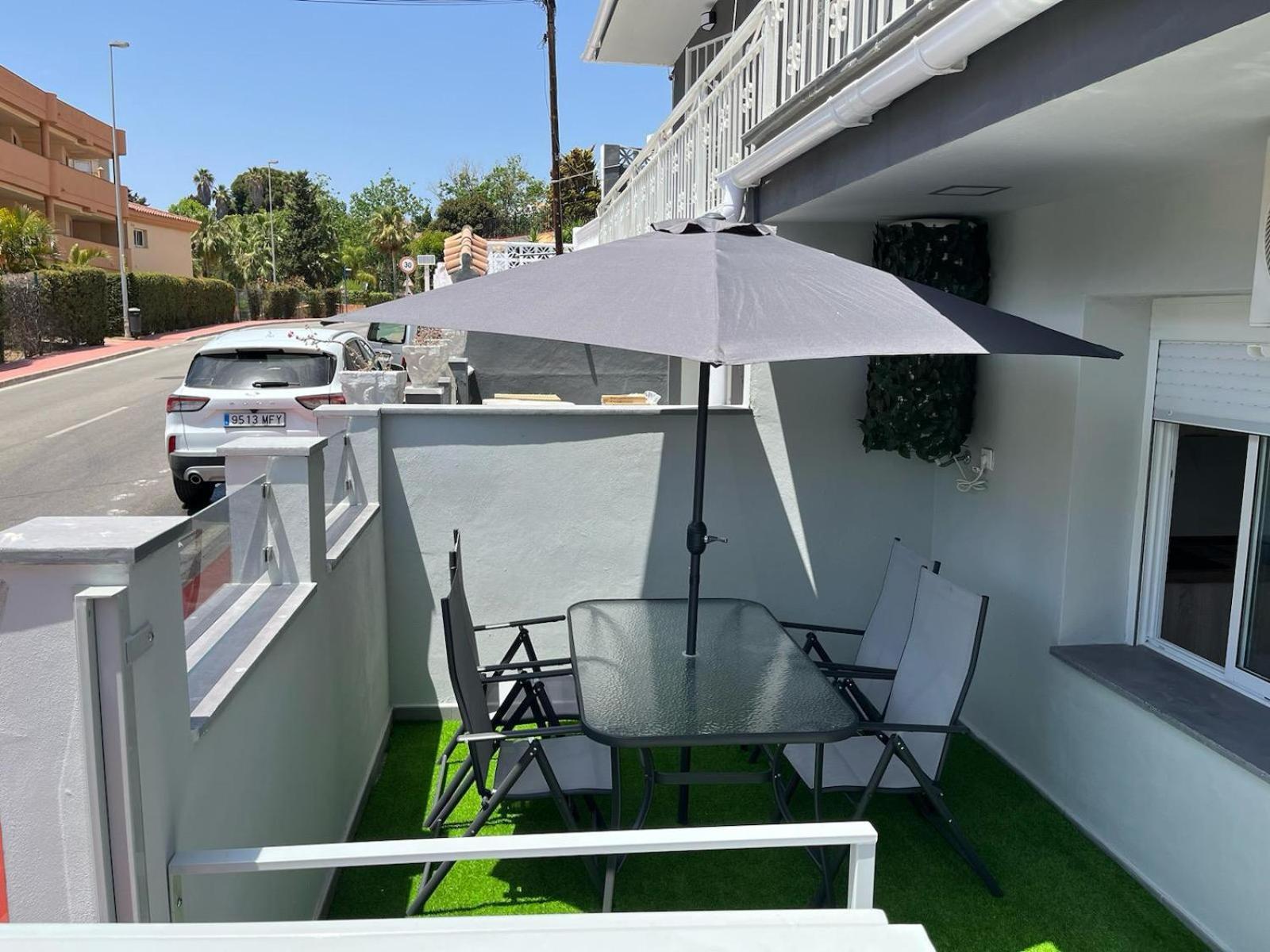 פואנגירולה Villa Amir מראה חיצוני תמונה