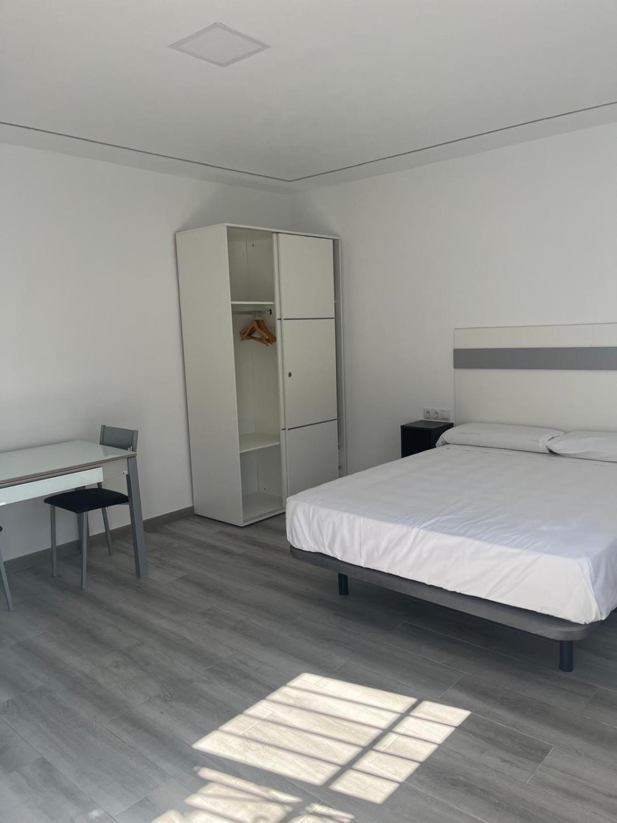 פואנגירולה Villa Amir מראה חיצוני תמונה